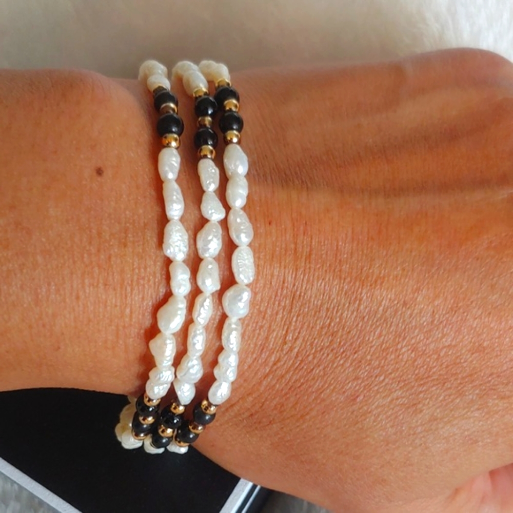 Vintage beauty faux pearl black & white women's bracelet-8 inches - Picture 11 of 12